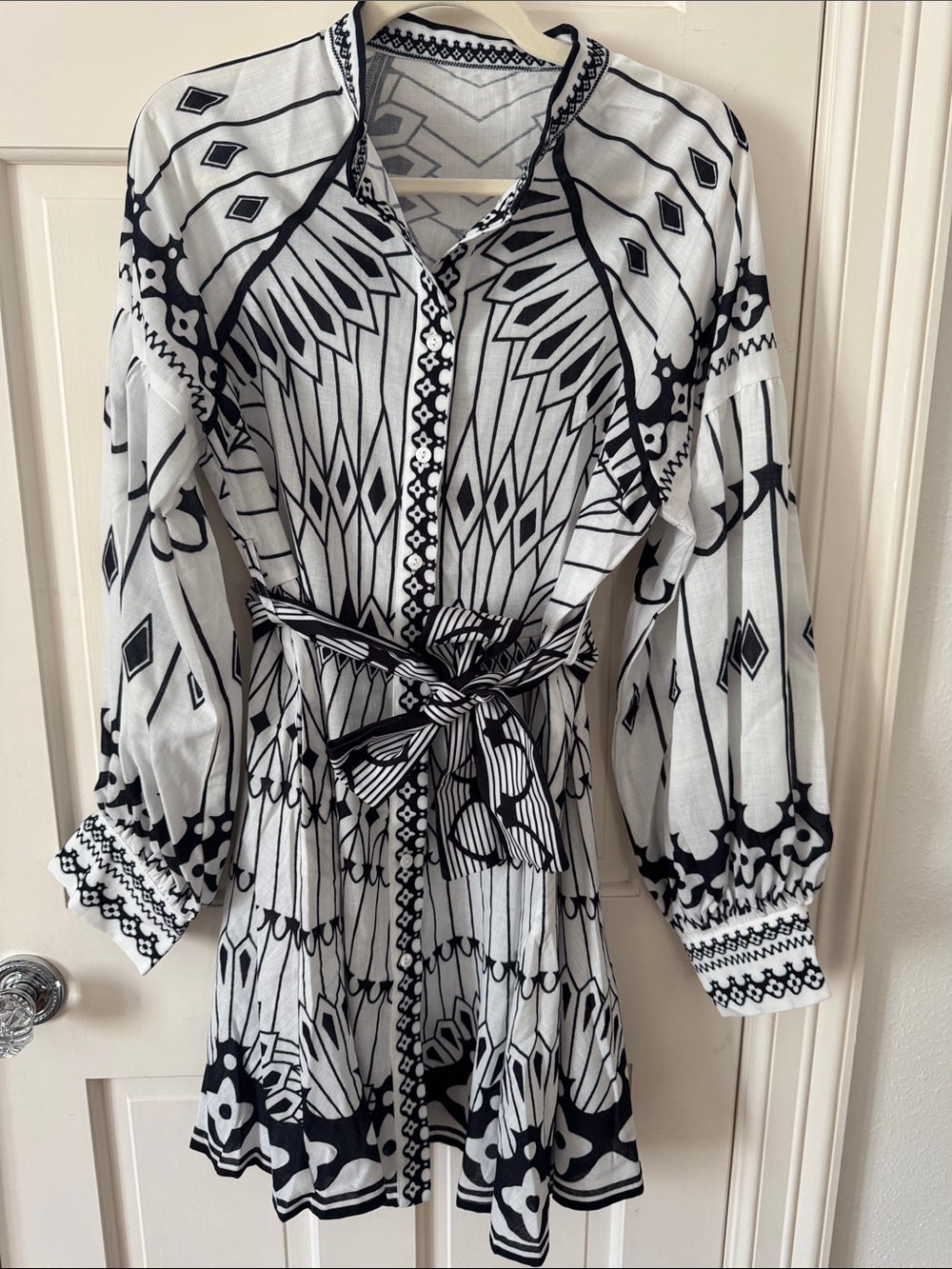 Commense Black & White Printed Tie-Waist Mini Dress
